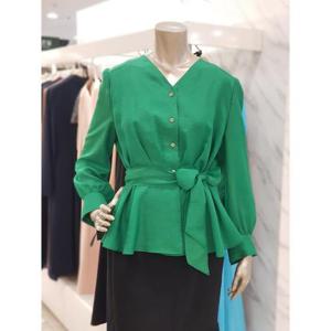 미니멈 세이브존01 브이넥 볼륨 블라우스 MXCAWB7550