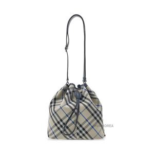 [버버리] SS25 여성 체크 미디움 숄더백 8105770 LL MD DRAWSTRING BUCKET CJ1 B9629