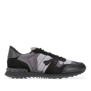 발렌티노 블랙 카모 로우탑 스니커즈 YS0723 QRK52V