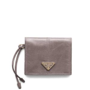프라다 스몰 로고 디테일 지갑 1MV2042CYR