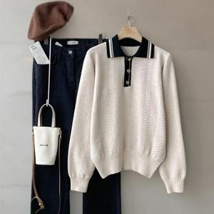 [다잇템]여성 콘트라스트 카라 비스코스 색상 단추 니트