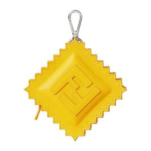 펜디 옐로우 로고 지오메트릭 가죽 백 참 7AS404 APDR F0M8A