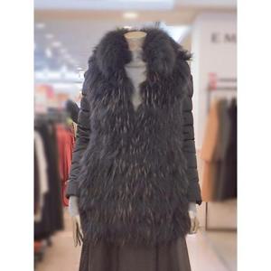 미니멈 세이브존03 미니멈 라쿤 퍼 배색 경량 코트 AWMYDKFL1660A