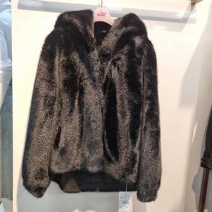 수스 HC36 후드무스탕JK Y246 NFUA07