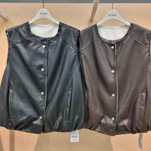 라티움 HC34 부드러운느낌 밑단밴딩 흰색배색처리 짧은 페이크가죽조끼 T2533vt05