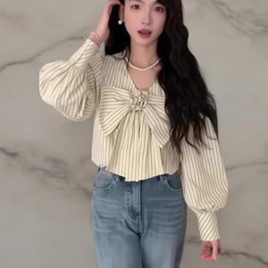 [다잇템]여성 키치무드 대리본 벌룬 단가라 셔츠