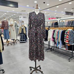 [써스데이아일랜드]플라워 패턴 테슬 원피스 T246MOP154W