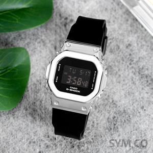 지샥 GM-S5600-1 메탈 베젤 디지털 다운사이징 스퀘어 남녀공용