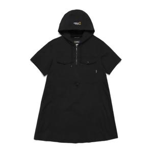 내셔널지오그래픽 N242WOP980 여성 우븐 스트레치 후드 반팔 원피스 CARBON BLACK