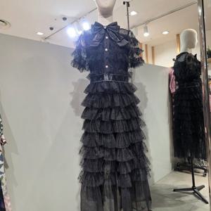 [르니앤맥코이] MM06OP514HJY 도트 레이스 캉캉 롱 원피스