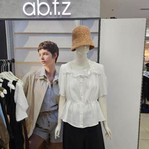 Ab.f.z DP01 스퀘어넥밴딩프릴블라우스 AFZ2HB08