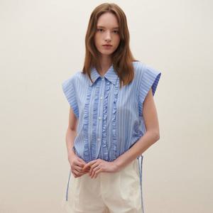 [SATIN] 프릴 스트라이프 블라우스 O252T270