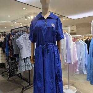 [르니앤맥코이] MM08OP002HJY 바스락 밴딩 앞 트임 원피스