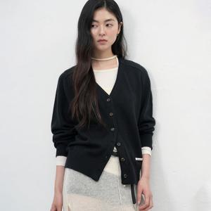 WOMAN 새들 숄더 세미 루즈 가디건 [BLACK] / WBE3L04505