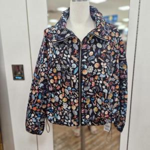 멜로디가든 HC39 블랙나염바람막이점퍼 M25F8R106