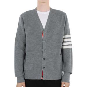 디몬트 23 F/W 톰브라운 남성 사선완장 메리노 와플 V넥 가디건(그레이) MKC484A Y1014 055