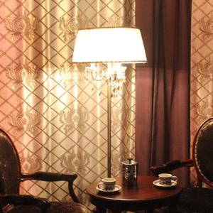 [미트라샵] 아이리쉬 플로어스탠드 / 크리스탈 스텐드 / 화이트