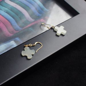 JADE U 제이드유 춘천옥 C형 클로버 옥귀걸이 J-924