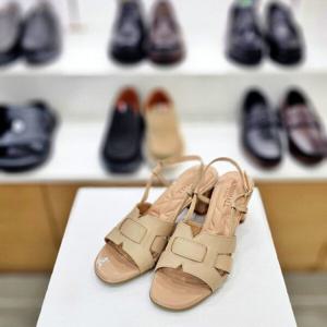 [탠디]심플 메쉬 패턴 여성 5CM굽 샌들 베지 124043_DG