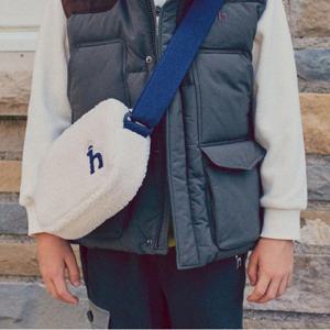 [헤지스 키즈 ACC]뽀글이 털 가방 (HSW61UB01M_OW)