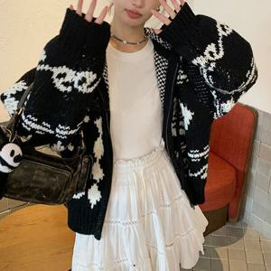 [베나프]람뜨 자가드 후드 니트집업_BI3GD017