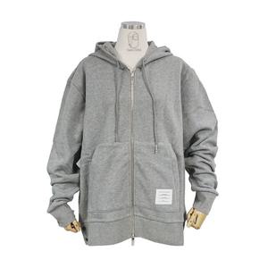 톰브라운 코튼 루프백 스트라이프 센터백 후드집업 라이트 그레이 MJT153A 03377 055