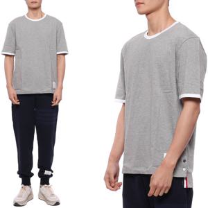 [톰브라운] 23SS 남성 링거 반팔티셔츠 (MJS083A 00042 055 23S)