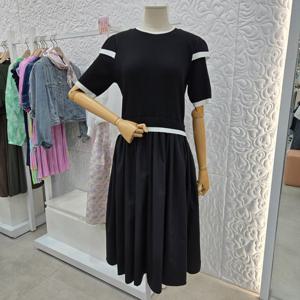 [샤틴]라인배색 반팔 니트원피스 (S252K967)_DG