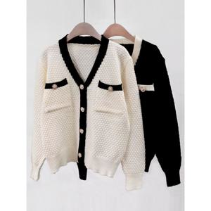 [베나프]메르 꽃진주 니트 가디건_FG3GD001