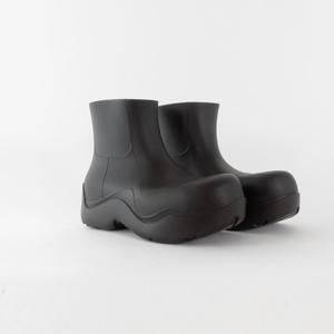 보테가베네타 여성 퍼들 부츠 640045V00P02113