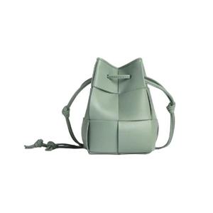 보테가 베네타 미니 레더 카세트 버킷백 뉴 세이지 680217VCQC43403