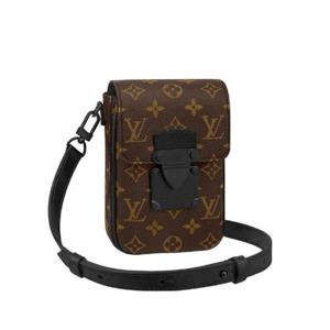 루이비통 S락 버티컬 웨어러블 월렛 모노그램 블랙 M81522