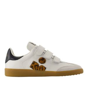 이자벨마랑 화이트 레더 로우탑 스니커즈 BK0013FA C3E07S ECLE