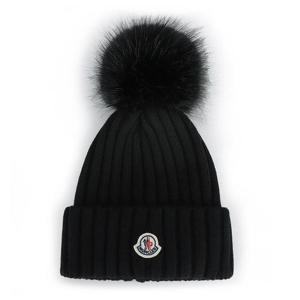 디몬트 몽클레어 와팬 패치 울 폼폼 비니(블랙) 3B00037 A9327 999