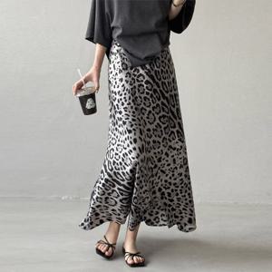 [헤레이스]호피 롱스커트_YMSH25SS840