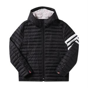 (명품) 톰브라운 4바 스트라이프 퀼티드 후드 경량패딩