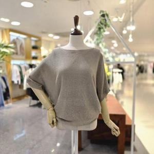 [멜로디가든]M25F8K120_샤샤펄가오리핏 니트