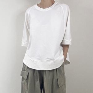 [헤레이스]주주 라운드 티셔츠_YMSH25FW029