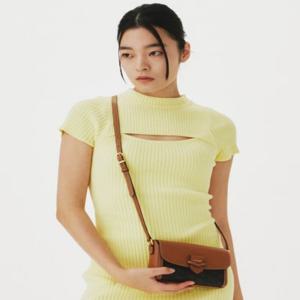 [질스튜어트] 브라운 패턴배색 가죽 미니크로스백  JAWA5E383W2