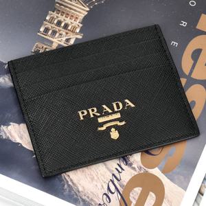 25FW 프라다 금장로고 사피아노 레더 카드지갑 1MC025 QWA F0002