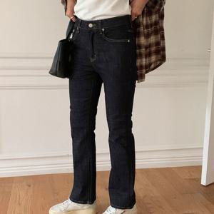 [다잇템]여성 슬림핏 논페이드 생지 나팔 청바지