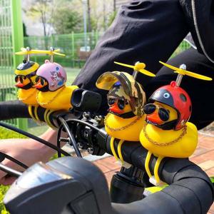 자동차액세서리 차량용 자전거용 러버덕 오리 장식 악세사리 헬멧 벨