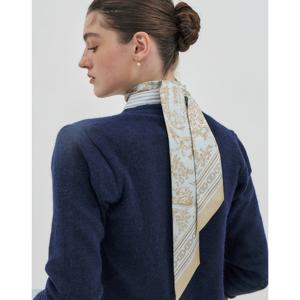[헤지스]HISC5F352B1_여성 Toile de Jouy 블루 쁘띠 실크 스카프