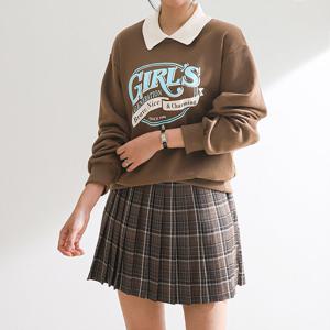 [올리비에스클로젯] 카라 배색 레터링 나염 맨투맨 티셔츠_O2508TS152C