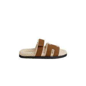 에르메스 시프레 샌들 카프스킨   브룬 퓨메 에크류 H222929ZHE6