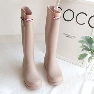 [신난다슈]여성 레인부츠 롱부츠 패션장화 여름 장마신발 낚시 작업화 T1717 베이지