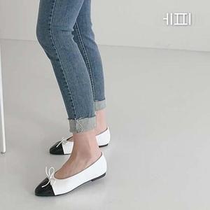 [에피소드블랑] 여성 투톤 배색 봄 플랫슈즈 1cm