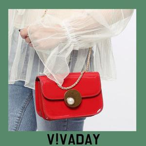 VAG332 에나멜체인크로스백