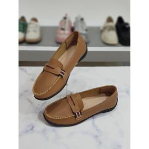 한슈 세이브존03 가죽 모나 라벨 컴포트 로퍼 단화 2cm HS547415lc