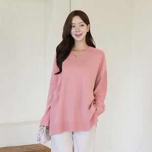[바네사빈] 촉감좋은 박시브이넥 옆트임 니트 v00350